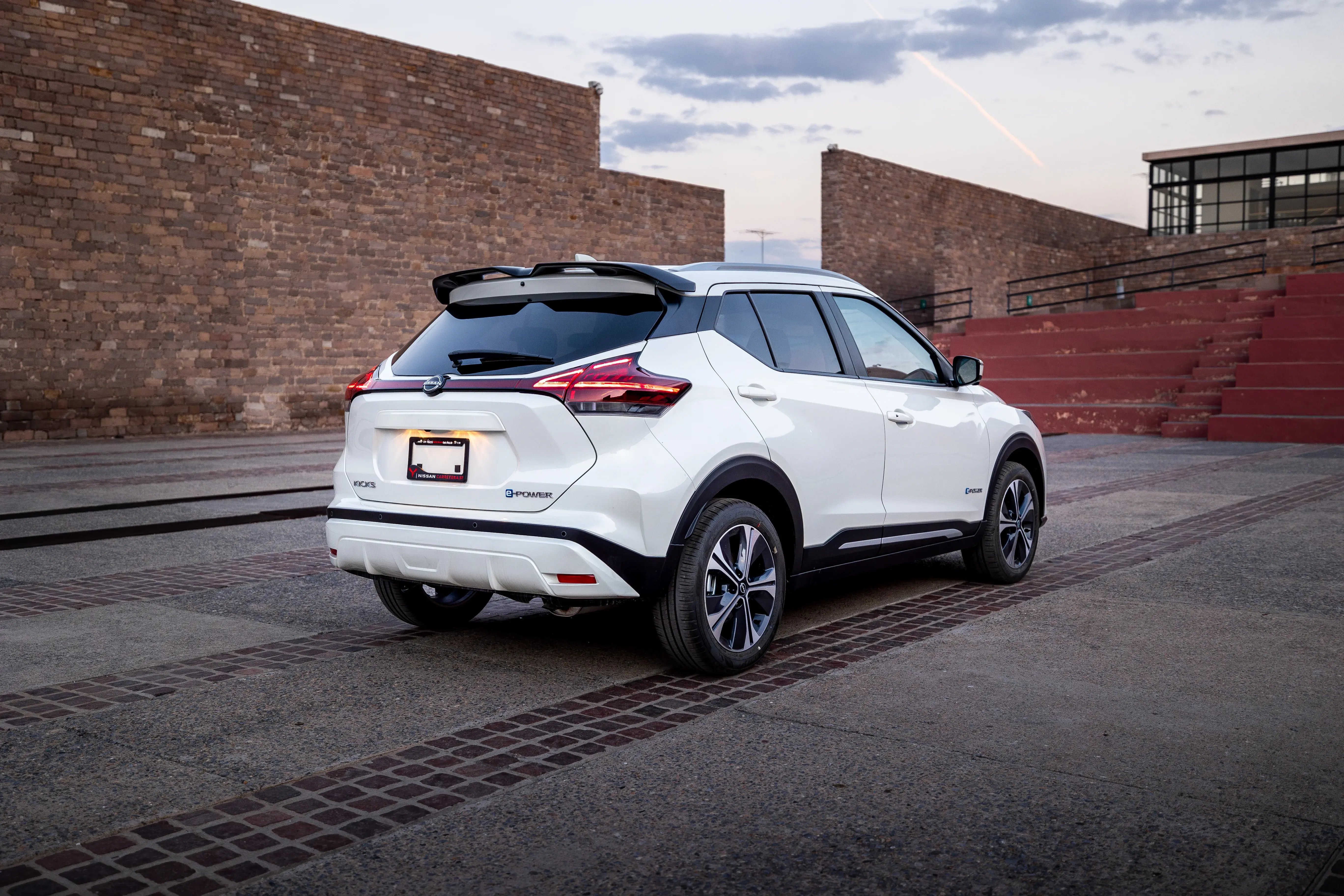 Nissan kicks e power